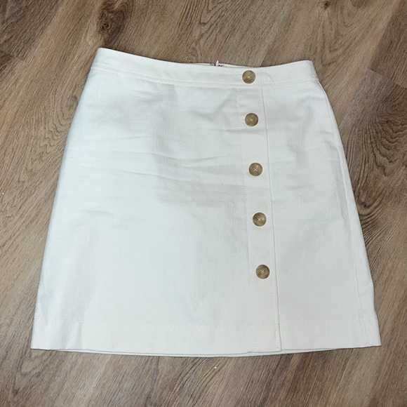 Gorgeous Cream Off White Ann Taylor Buttoned A-Line Weave Zip Back Skirt Size 8 - Picture 4 of 9